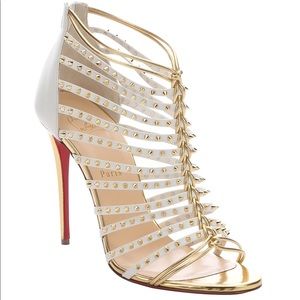 AUTHENTIC CHRISTIAN LOUBOUTINS!!